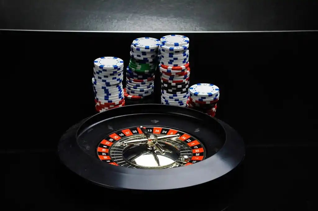 ezez Casino lobby showing slot online and table game categories for Philippines players